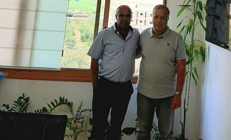 جلسة عمل بين كايد ظاهر ورئيس مجلس اقليمي البطوف عاهد رحّال